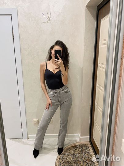 Джинсы клеш