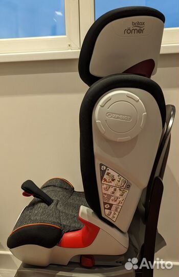 Автокресло Britax Romer KidFix II XP Sict, 15-36кг