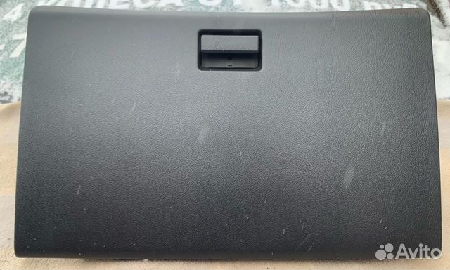 Бардачок Mitsubishi Galant 6 E32A 1990