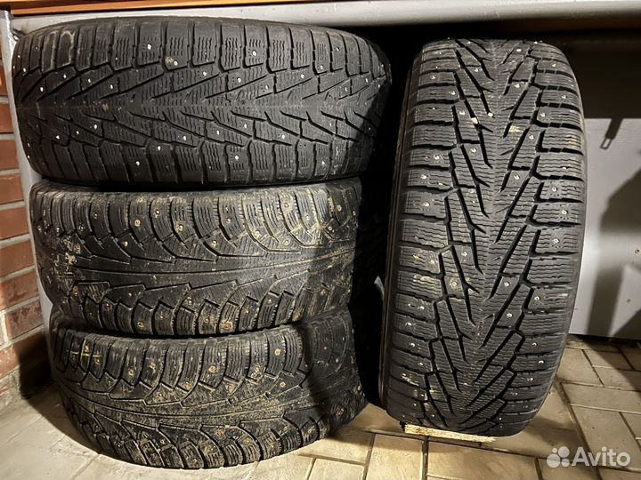 Nokian Tyres Hakkapeliitta 7 SUV 265/60 R18