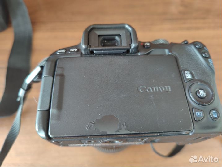 Canon EOS 200d kit