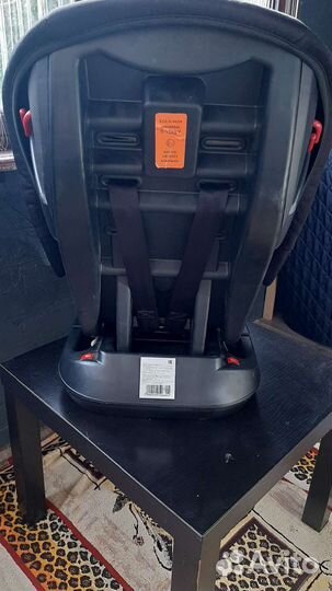 Детское автомобильное кресло «geburt»