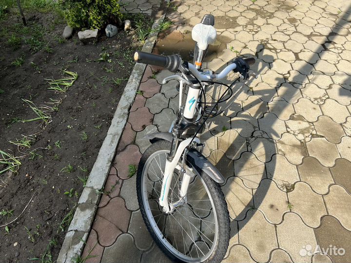 Specialized Hotrok 24