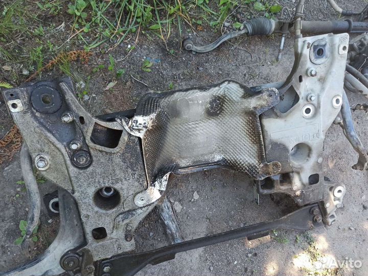 Подрамник Ситроен C5 X7