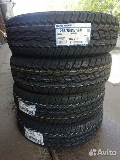 Toyo Open Country A/T Plus 225/75 R15 102T
