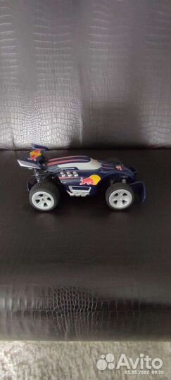 Машина на радиоуправлении гоночная