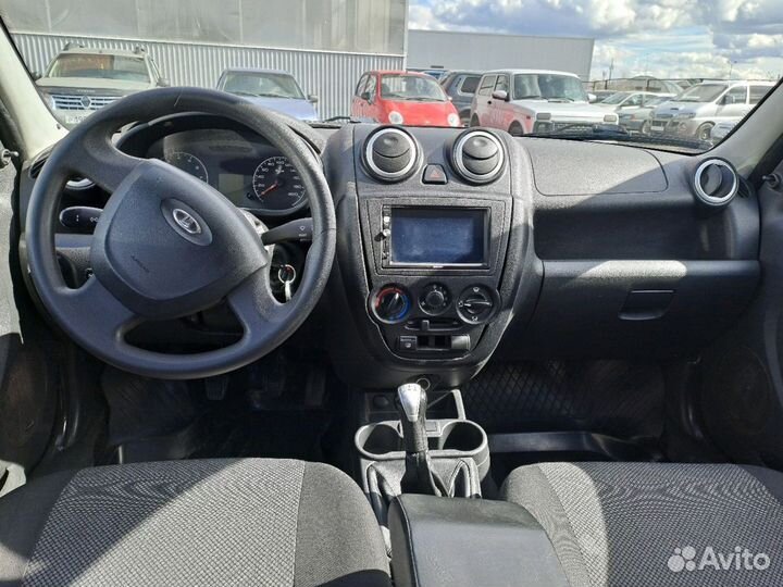 LADA Granta 1.6 МТ, 2017, 251 600 км