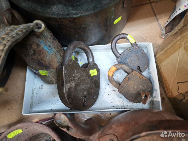 Старинные дверные огромные Ключи замки амбарные