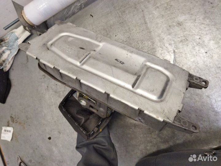 Кулиса кпп Skoda Octavia А5 caxa 1 2011