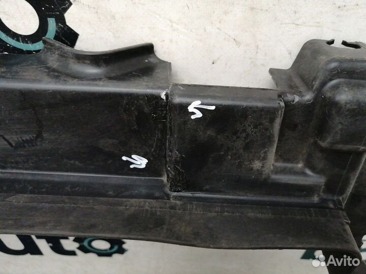 Воздуховод радиатора fpla8C464A Land Rover