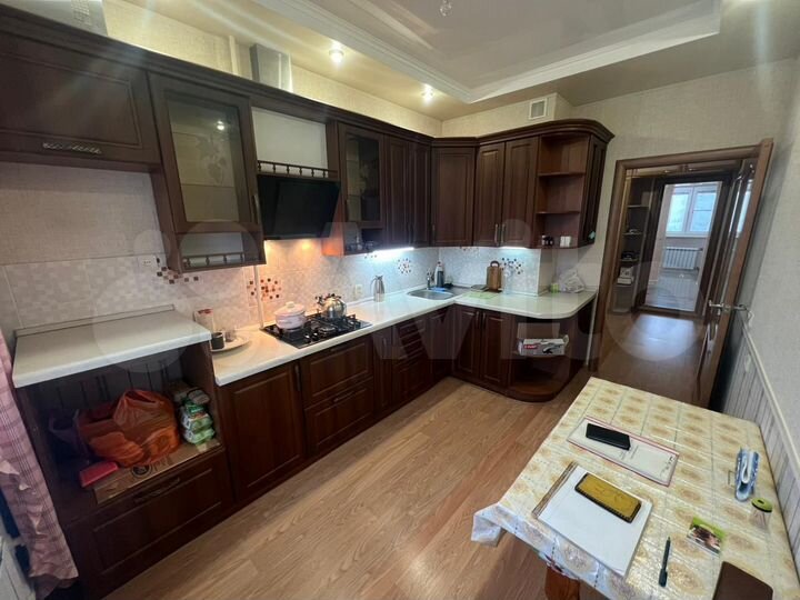 2-к. квартира, 61,1 м², 8/9 эт.