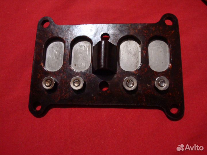 Пластина с клапанами мотор ветерок 8 л.с