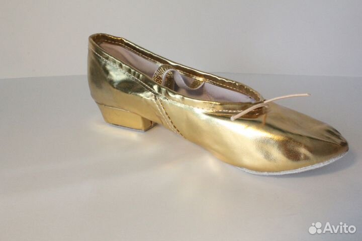 Обувь для танца: балетки, туфли, джазовки,пуанты