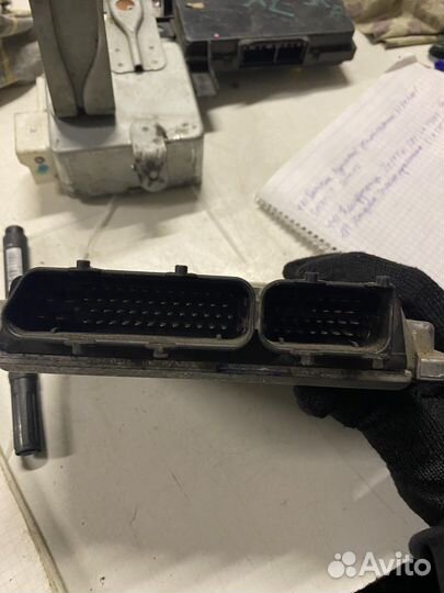 Блок управления двигателя volkswagen Jetta