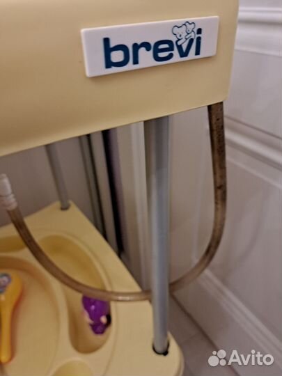 Ванночка и пеленальный столик Brevi