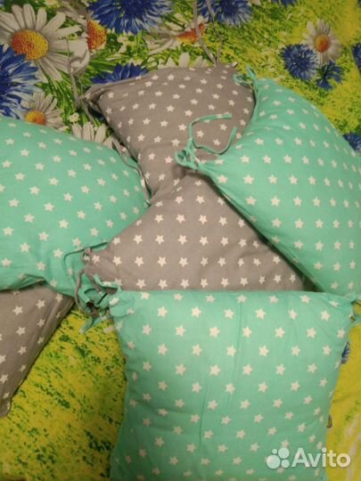 Бортики в детскую кроватку