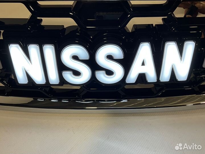 Решетка Nissan Patrol y61 с подсветкой 2005+