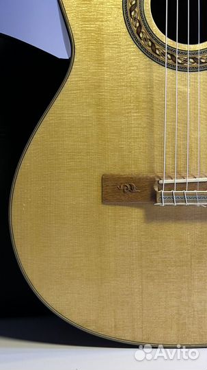 Классическая гитара