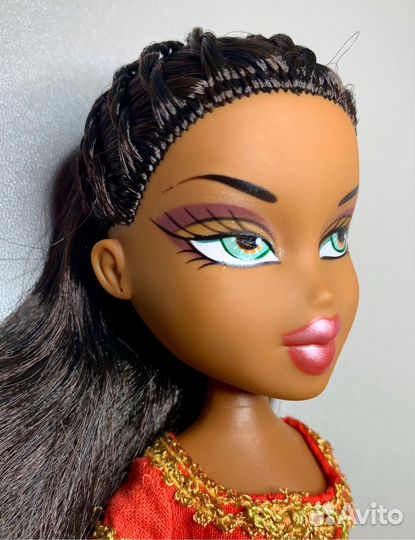Кукла Bratz Sasha Genie Magic