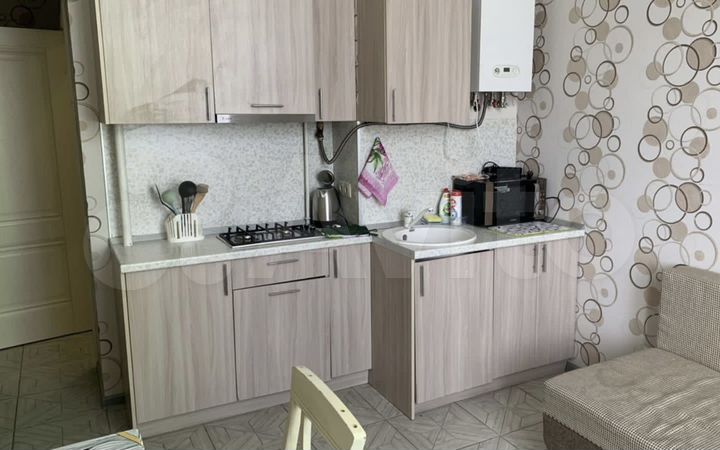 1-к. квартира, 42 м², 4/8 эт.