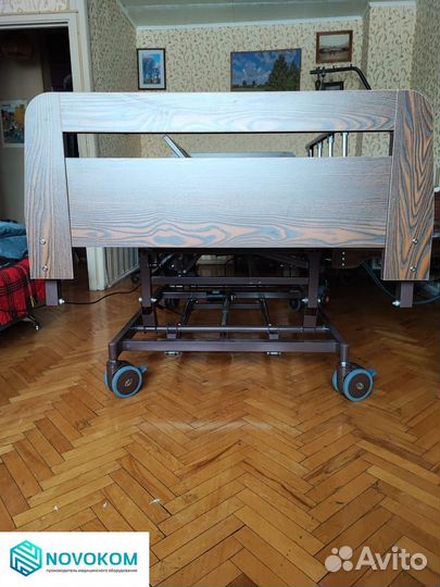 Медицинская кровать с туалетным устройством