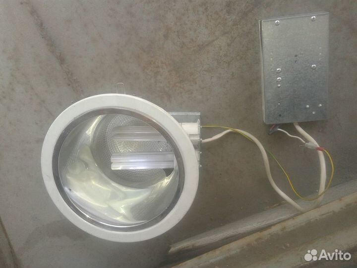 Светильник встраиваимый
