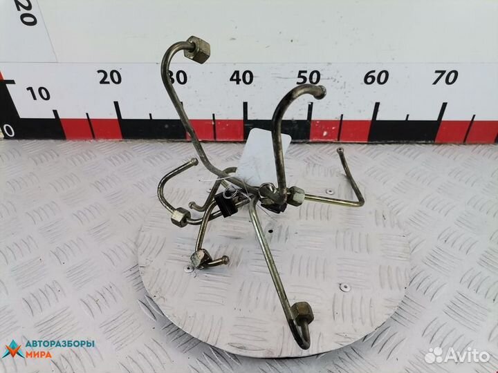 Трубка топливная Renault Safrane рест. 1999