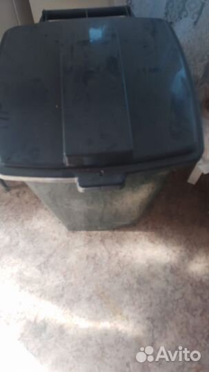 Мусорный бак