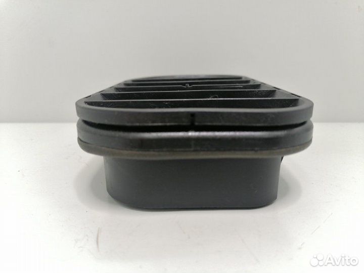 Клапан воздушный задний левый Skoda Superb 3U4 1.8