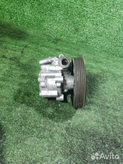 Насос гидроусилителя руля Nissan Almera G15