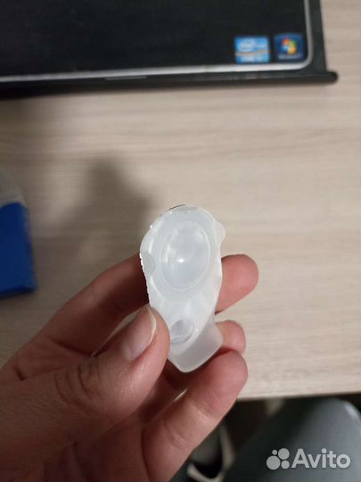 Контактная линза