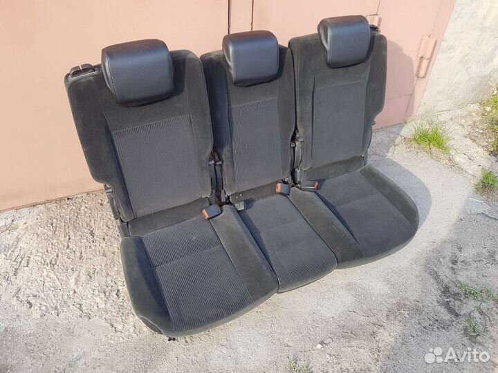 Задние сидения ford C-MAX