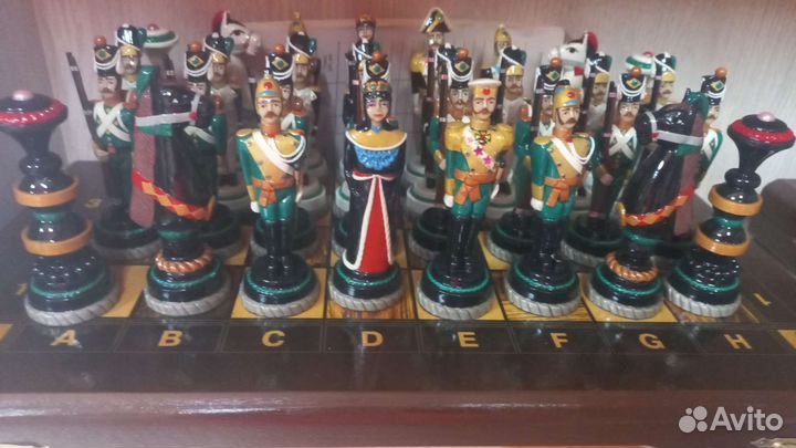 Нарды ручной работы со стеклом