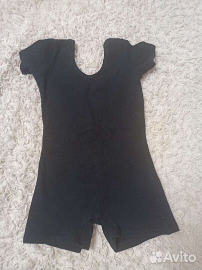 Гимнастический купальник и лосины