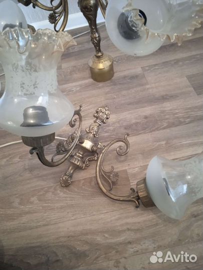 Комплект люстра и бра