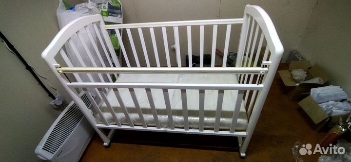 Кроватка из массива 120*60