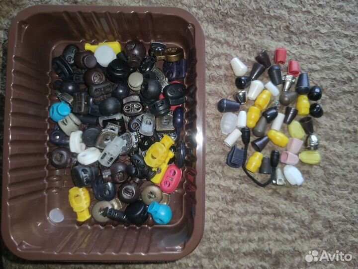 Фиксатор зажим шнурка цена за все