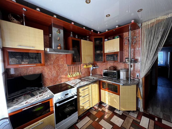 3-к. квартира, 63 м², 4/9 эт.