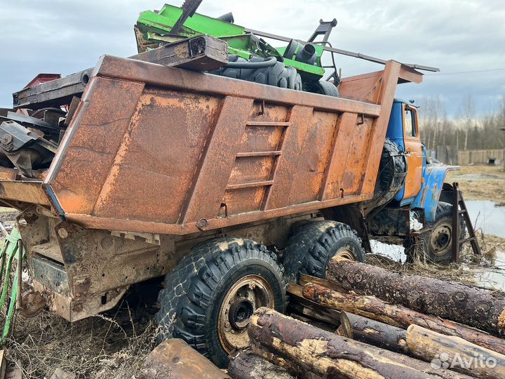 Продам камаз урал на запчасти