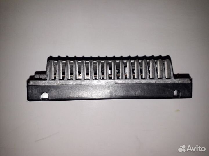 Монитор Mercedes