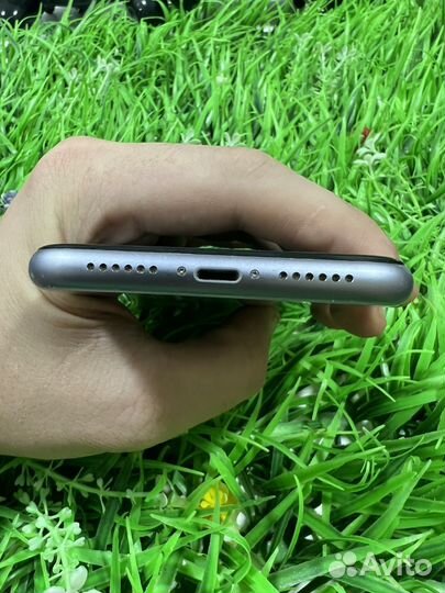 iPhone 11 64gb AKB 87