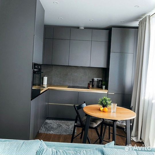 Кухня до потолка