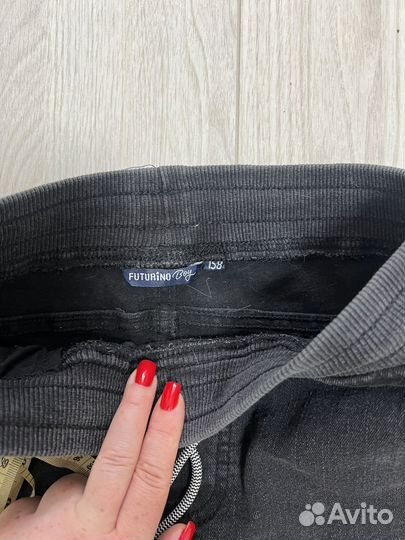 Джинсы новые