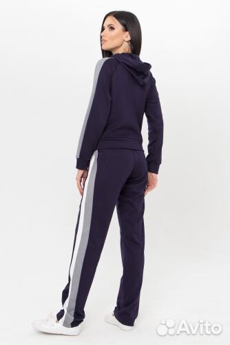 Костюм спортивный, новый,размер 46