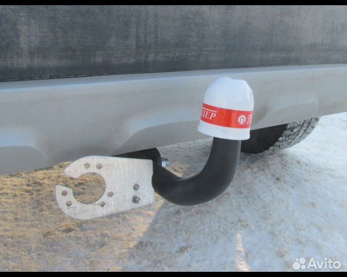 Фаркоп Трейлер 9061 для Renault Kaptur с 2016