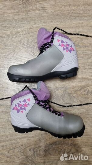 Лыжные ботинки 36 размер trek olimpia NNN
