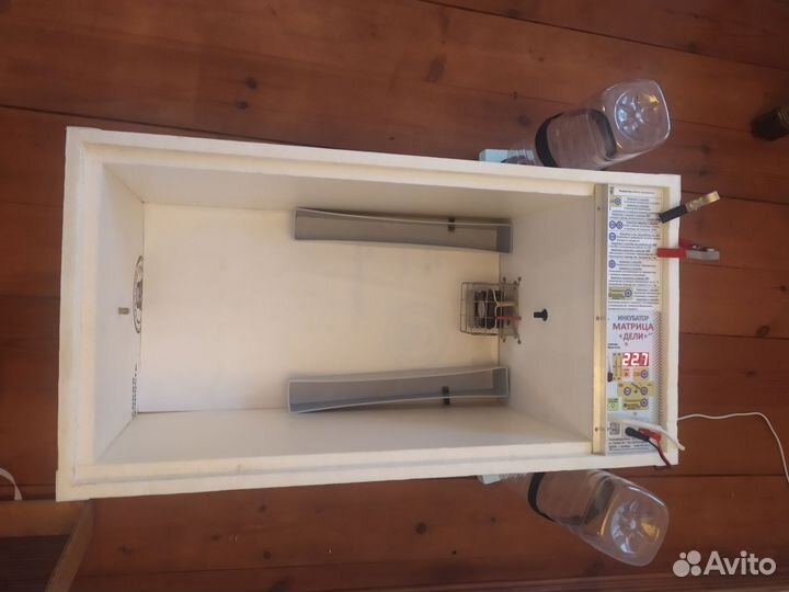 Инкубатор для яиц автоматический бу