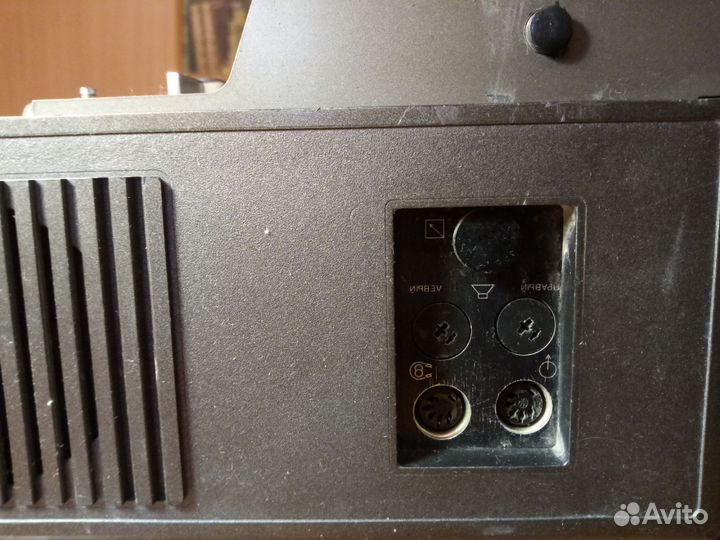 Катушечный магнитофон 