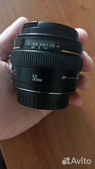 Объектив Canon EF 50mm f/1.4