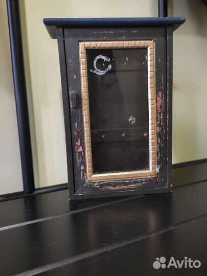 Ключница настенная из дерева